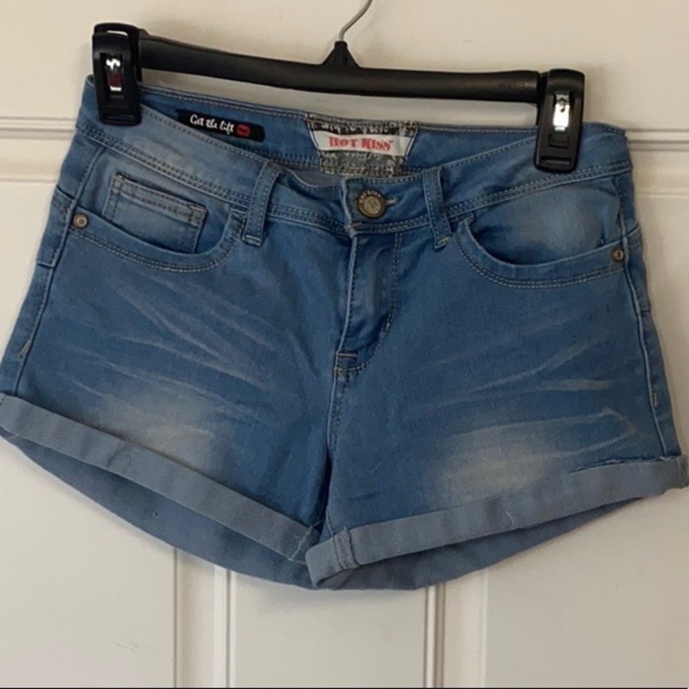 Hot Kiss shorts